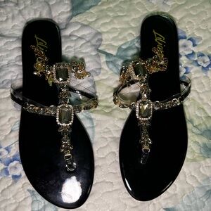 Elegant Black and Gold Women's Sandals